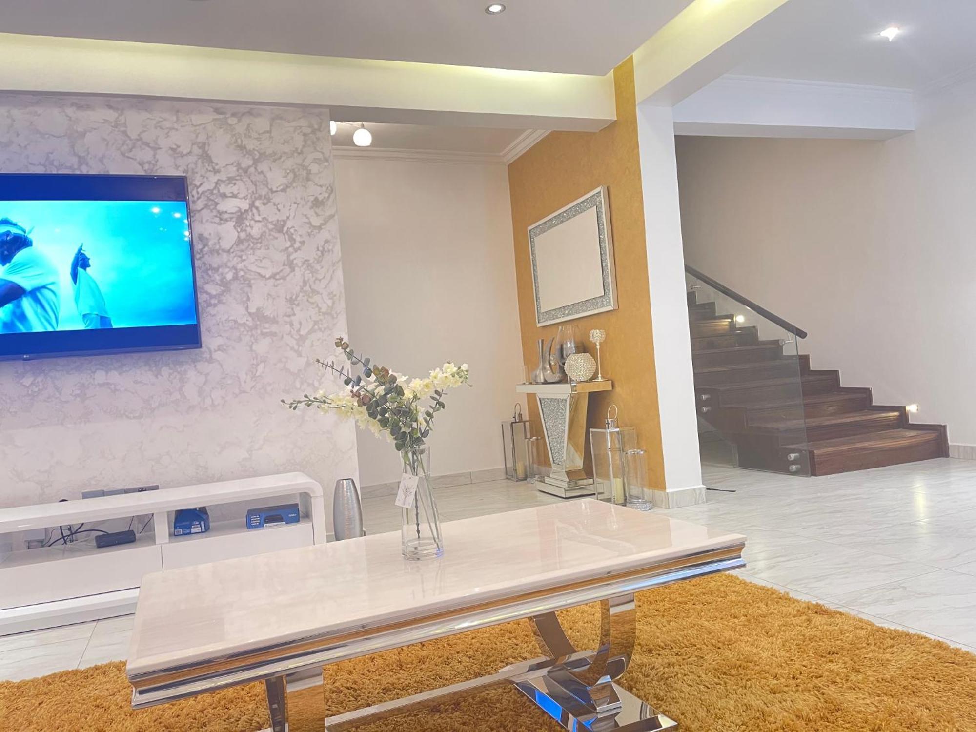 Appartamento The Vittins Accra Esterno foto